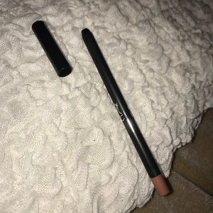 Kylie Cosmetics Dolce K Lipliner